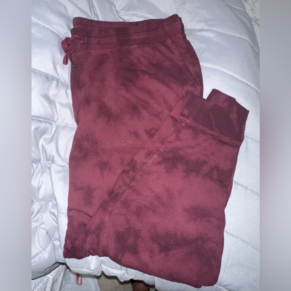 Old Navy marble maroon jogger sweats